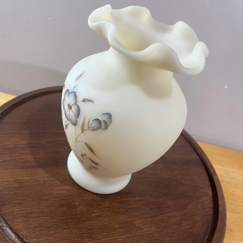 Vtg Fenton Custard Satin Glass Vase Hand Painted Floral D. Hill Ruffled Rim 7